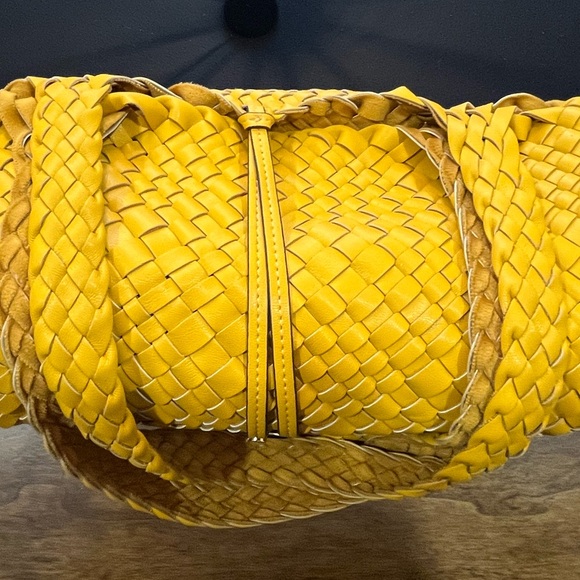 Women’s Cleo Woven Soft Vegan Leather Shoulder Bag / Tote Bag - Picture 9 of 10